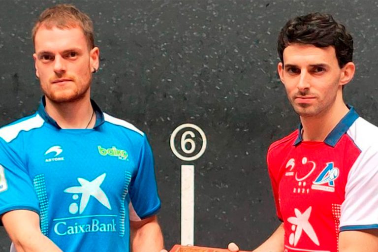 Elección de material de la semifinales del Manomanista 2022 entre Altuna III y Laso