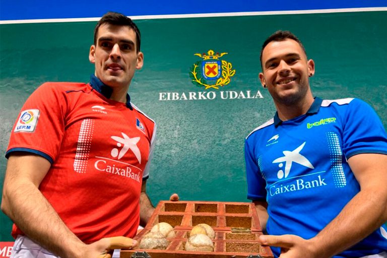 Elección de material del partido del Manomanista 2022 entre Ezkurdia y Jaka