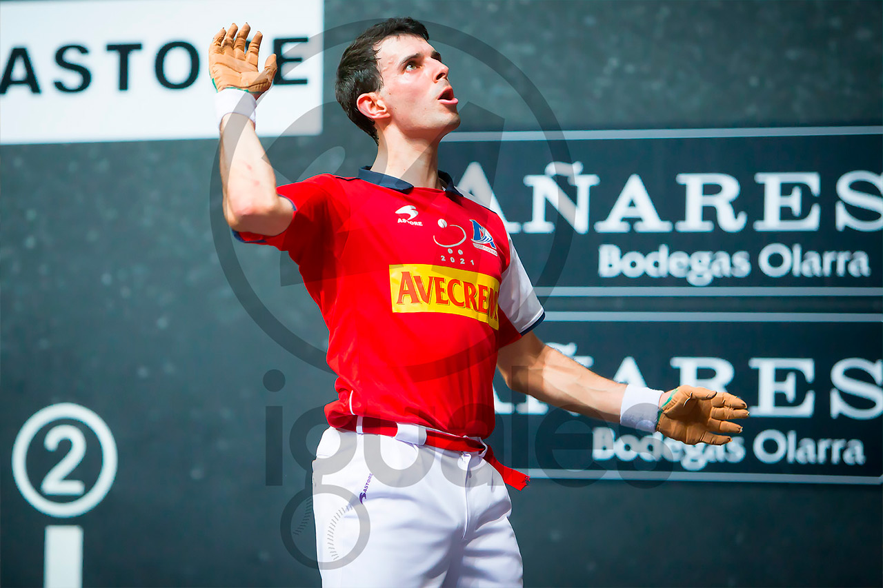 Altuna III e Imaz reaccionan a tiempo