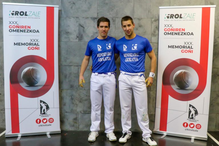 Elola-Irazustabarrena resisten para convertirse en los primeros finalistas