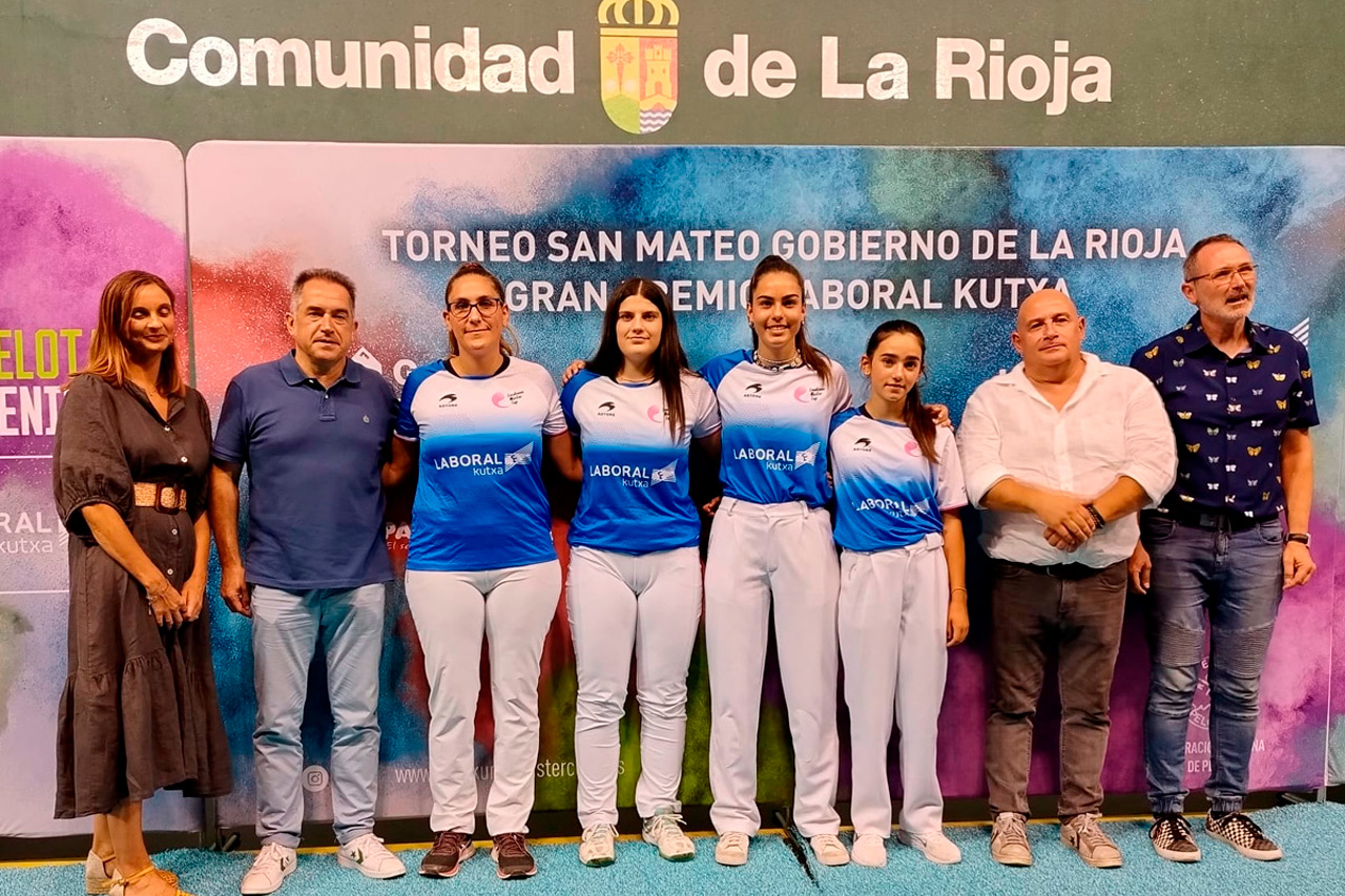 El II Torneo San Mateo de pelota a mano femenina vuelve con más fuerza
