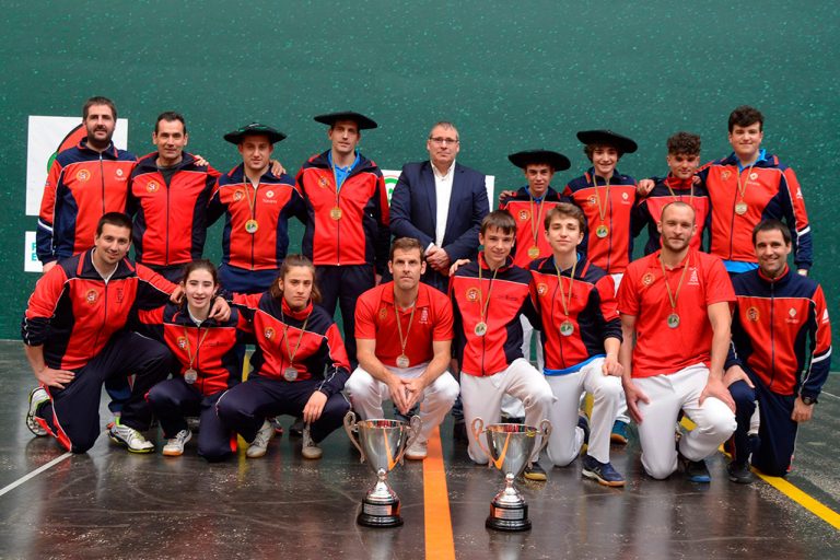 Navarra, campeona por partida doble