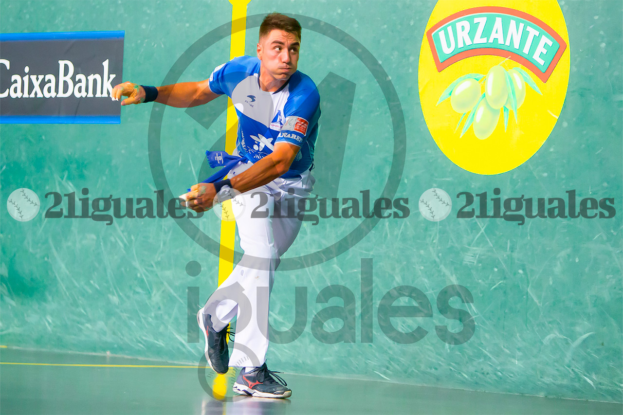 Peio Etxeberria y Zabaleta dan un golpe de autoridad