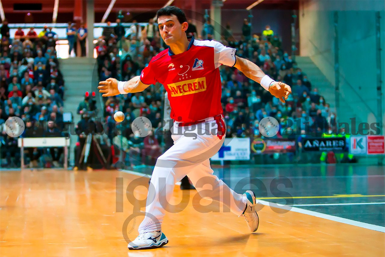 Altuna III y Tolosa frenan la imbatibilidad de los líderes