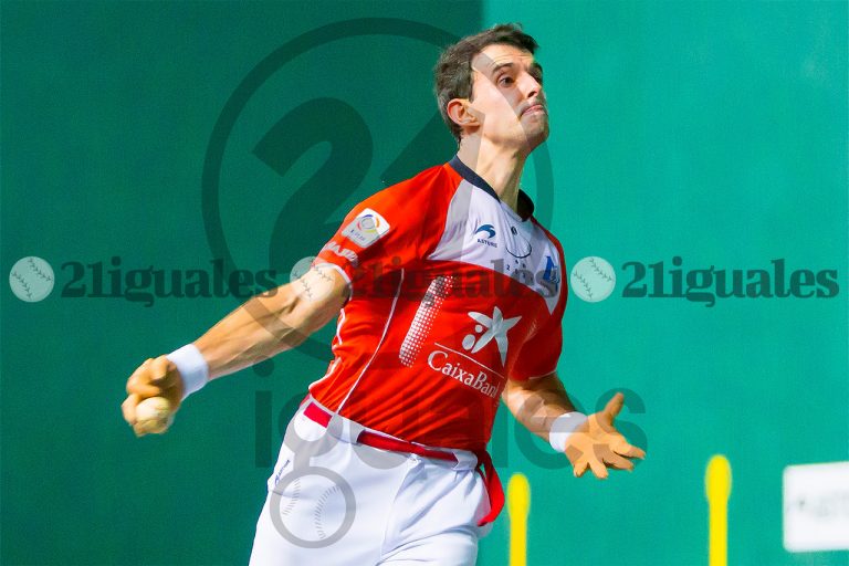 Altuna III y Tolosa dan una exhibición en el Labrit