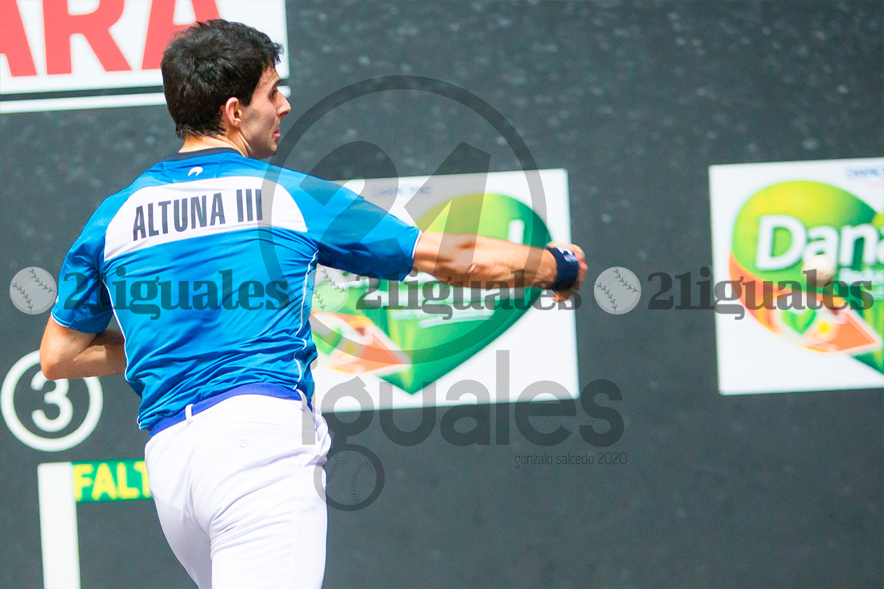 Altuna III y Tolosa complican la vida a Ezkurdia y Rezusta