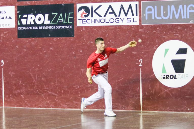 Igoa-Apezetxea y Etxeberria completan las primeras semifinales