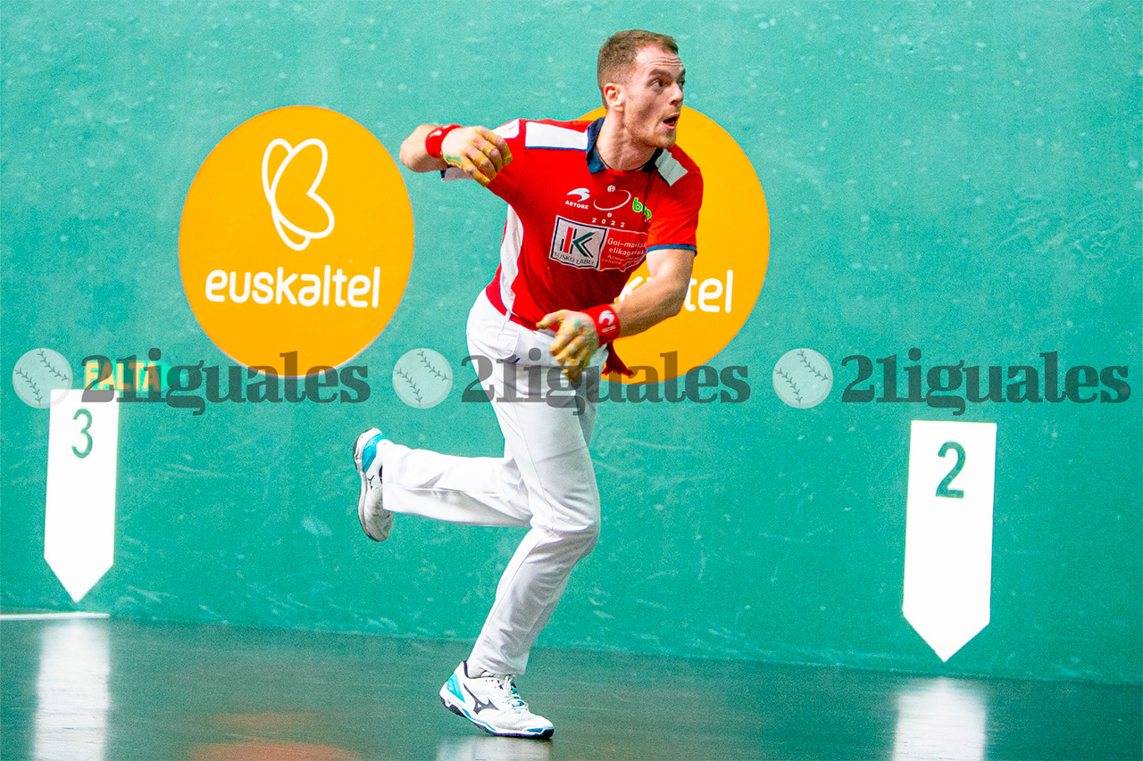 Laso e Imaz sufren para estar en semifinales