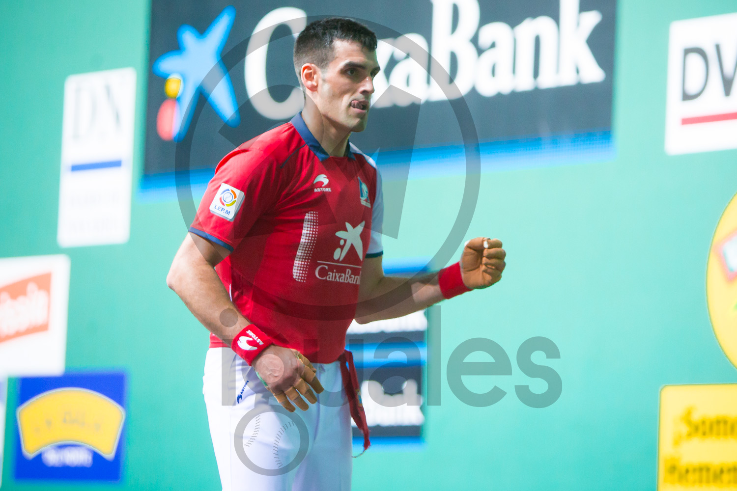 Ezkurdia doblega a Zabala a base de un juego ofensivo