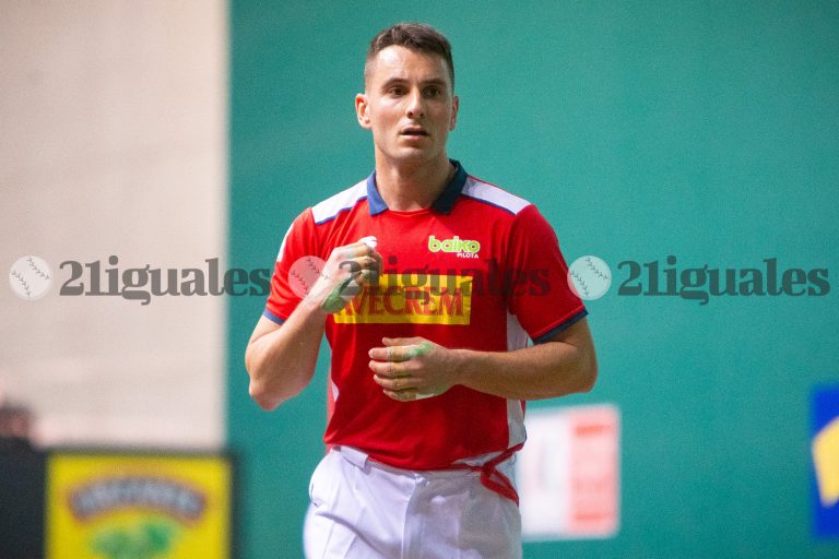 Altuna III e Imaz, líderes del Masters con remontada incluida