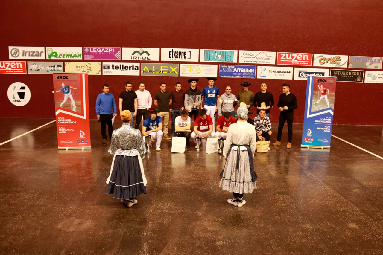 Elola se guarda lo mejor para la final y Zubizarreta redondea un torneo perfecto