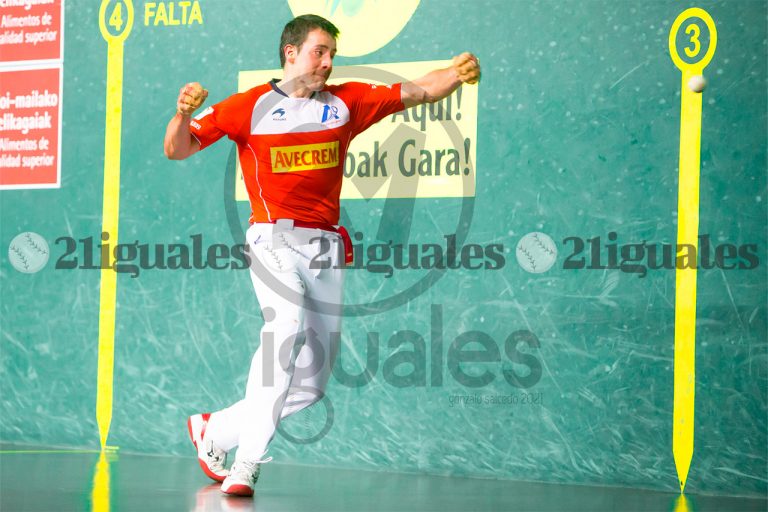 Darío resiste para sumar el primer punto