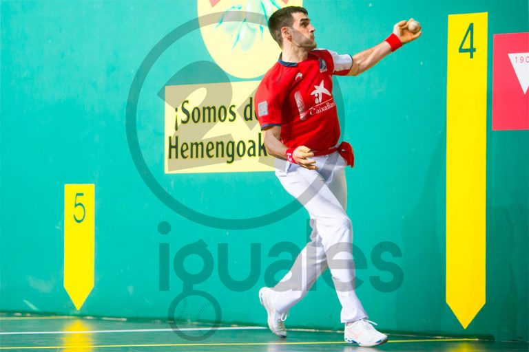 Ezkurdia sufre para llegar a semifinales