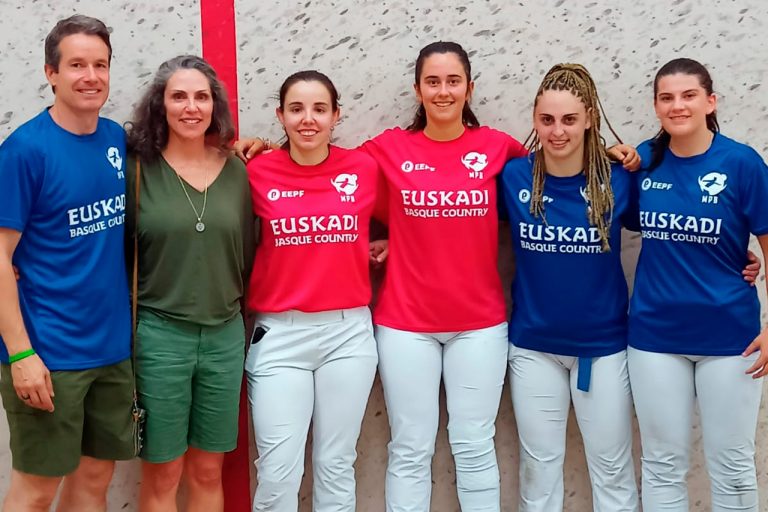 Amaia Aldai y Olatz Arrizabalaga disputarán la primera txapela de pelota a mano internacional femenina en Boise