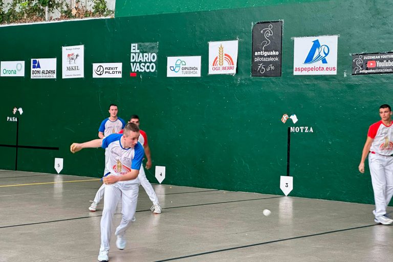 Amiano y Apezetxea a semifinales en el Antiguo