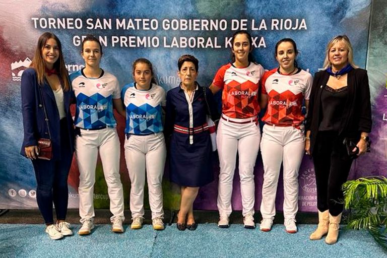 Arrizabalaga-Mendizabal e Ibarrola-Oskoz, primeras finalistas del torneo San Mateo de pelota a mano femenina