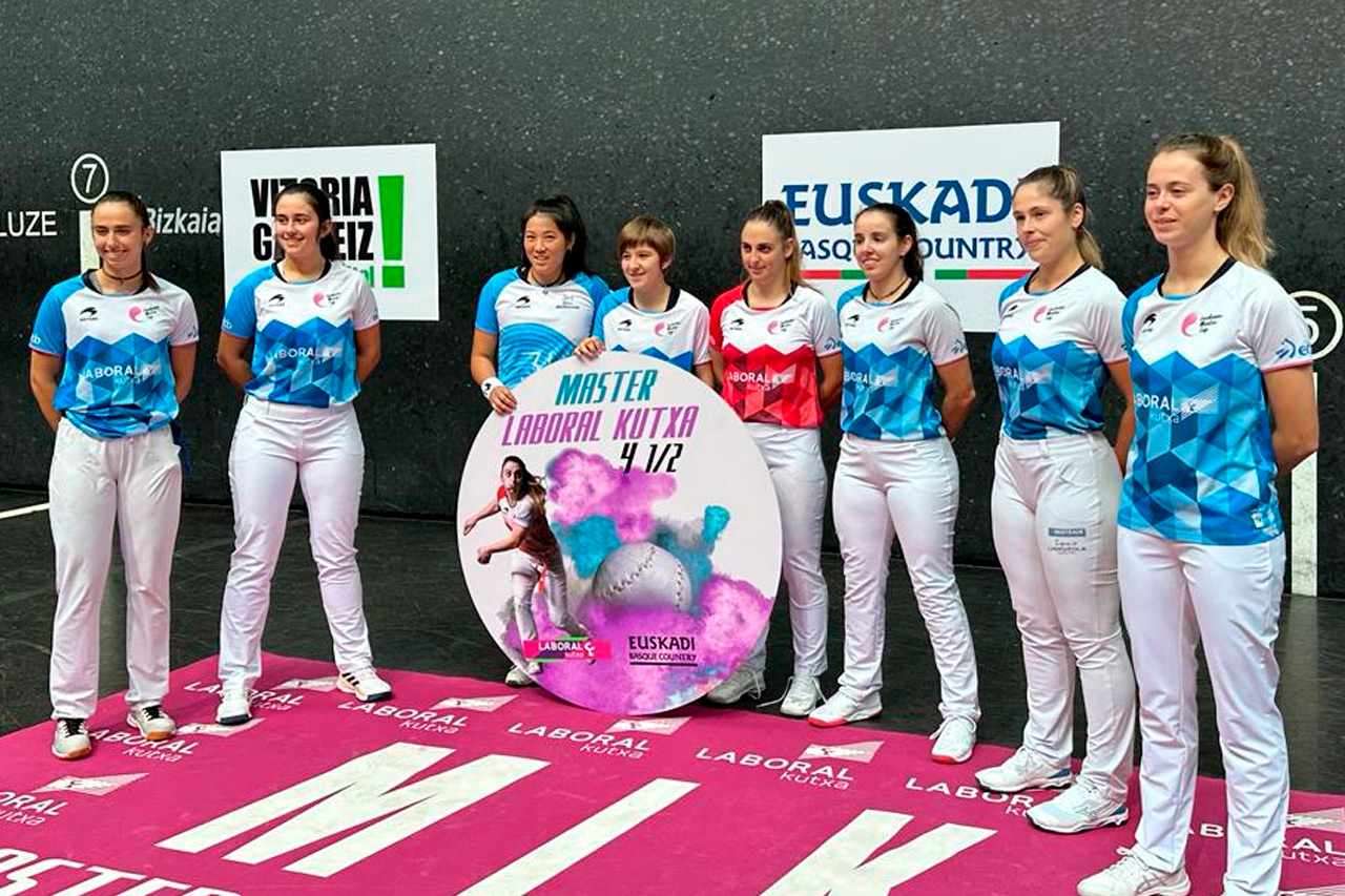 Presentación Cuatro y Medio Femenino 2023