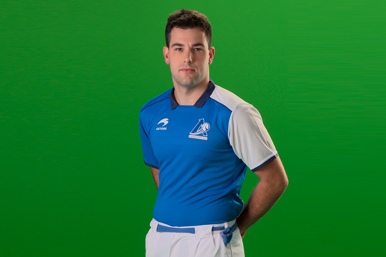 Exposito Cuatro semanas de baja