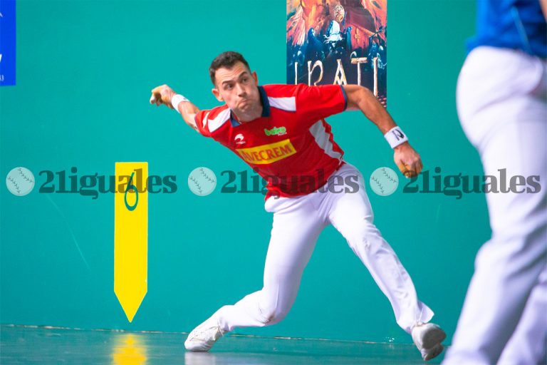 Jaka y Mariezkurrena II ganan con una remontada épica