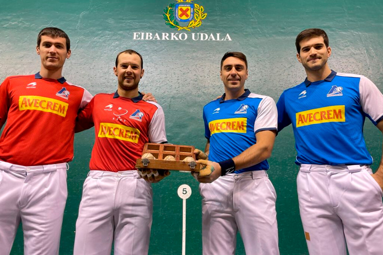 Partido de altos vuelos en el Astelena