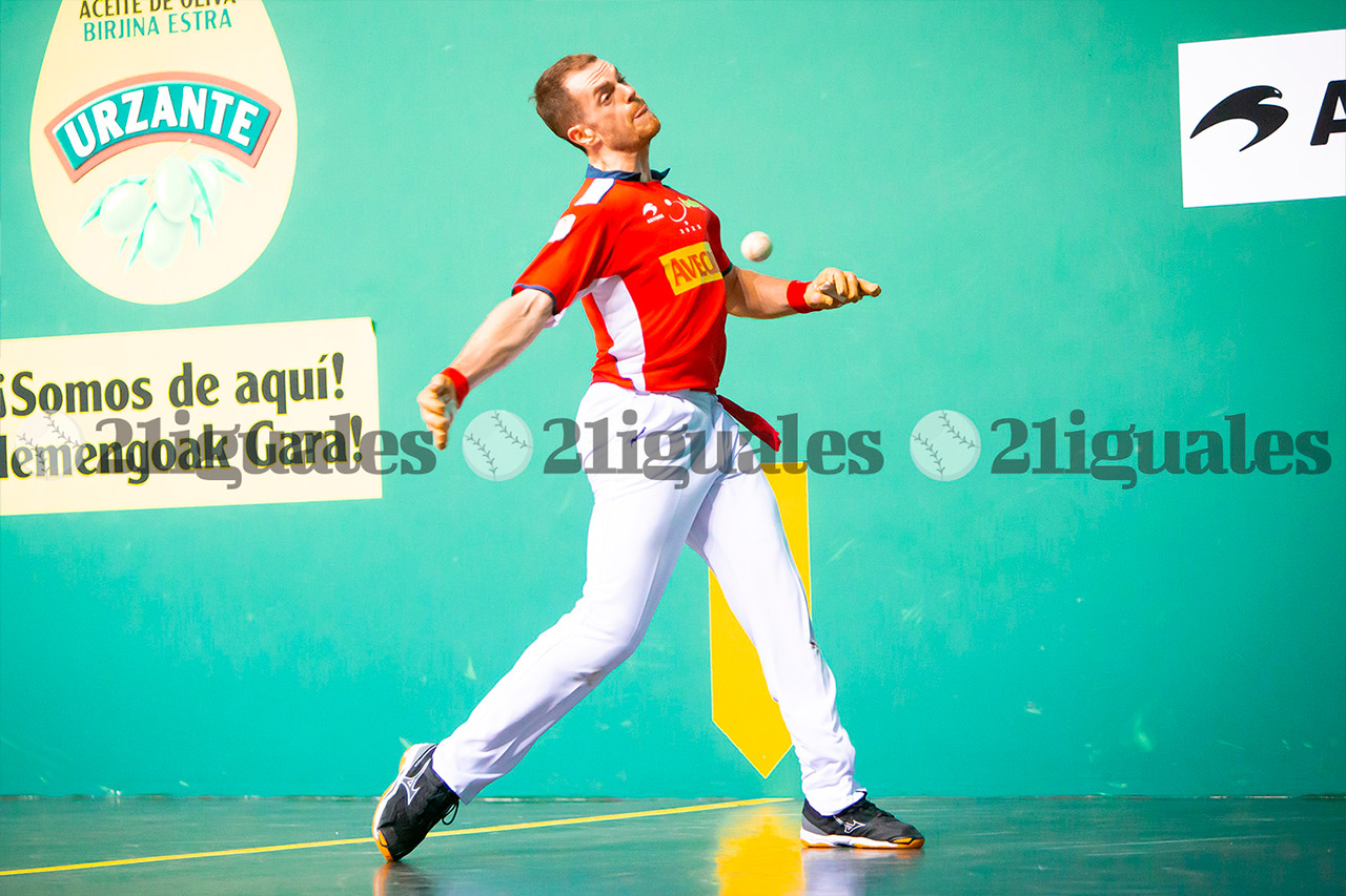 Laso y Aranguren estrenan su casillero