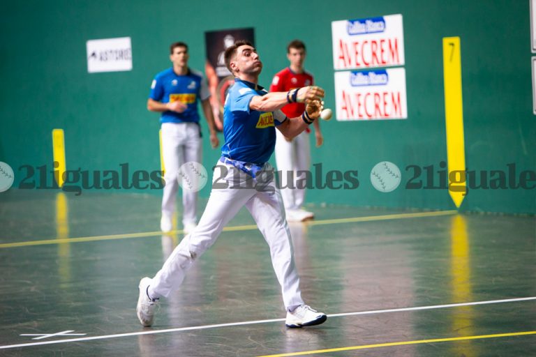 Remontada épica de Peio Etxeberria y Mariezkurrena II para seguir sumando