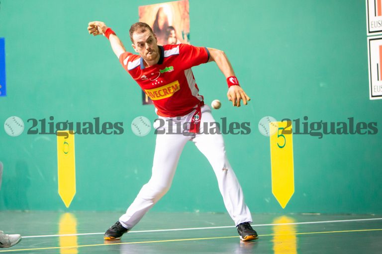 Laso e Imaz deciden al final para sumar el punto