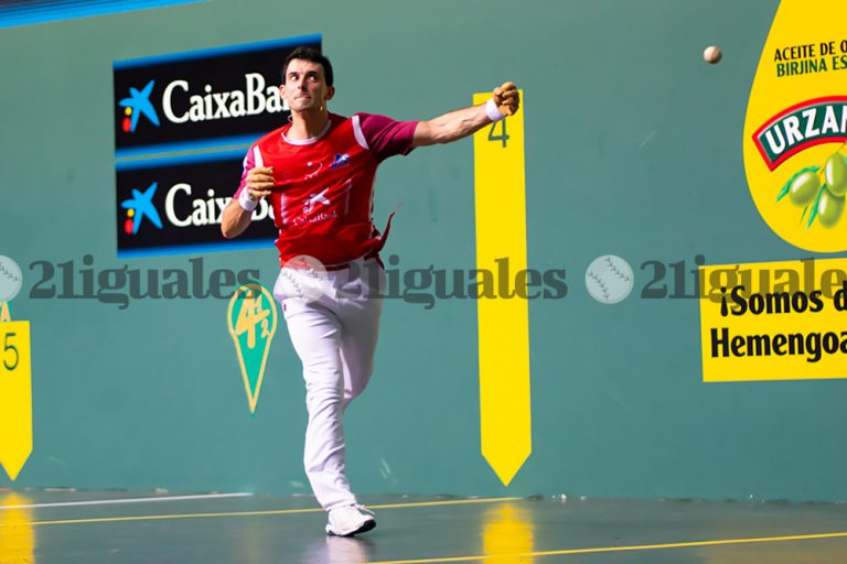 Altuna III y Martija sufren y para vencer en un duelo muy duro