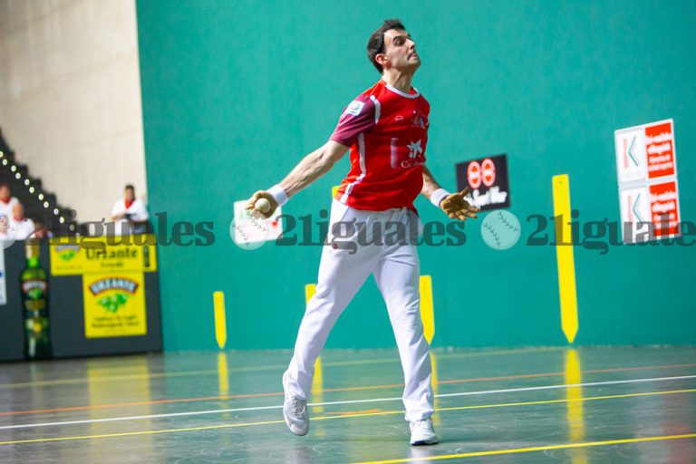 Altuna III e Iztueta forman un buen tándem en Laudio