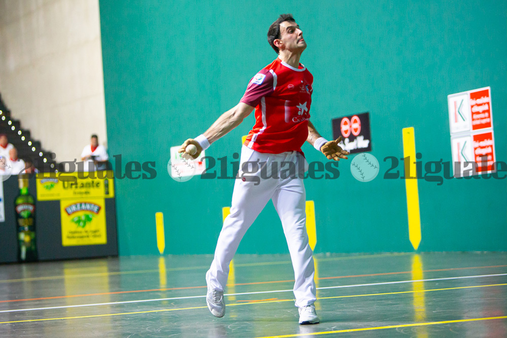 Altuna III e Iztueta forman un buen tándem en Laudio