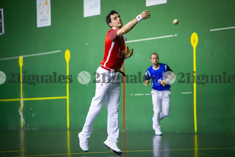 Altuna III y Martija muy superiores en Bilbao