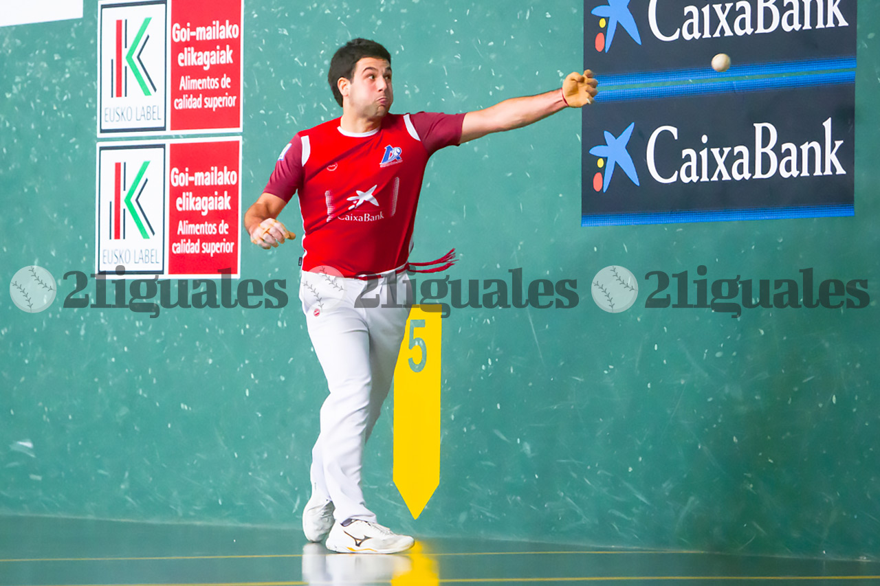 Exposito estará en cuartos de final tras una apretada victoria