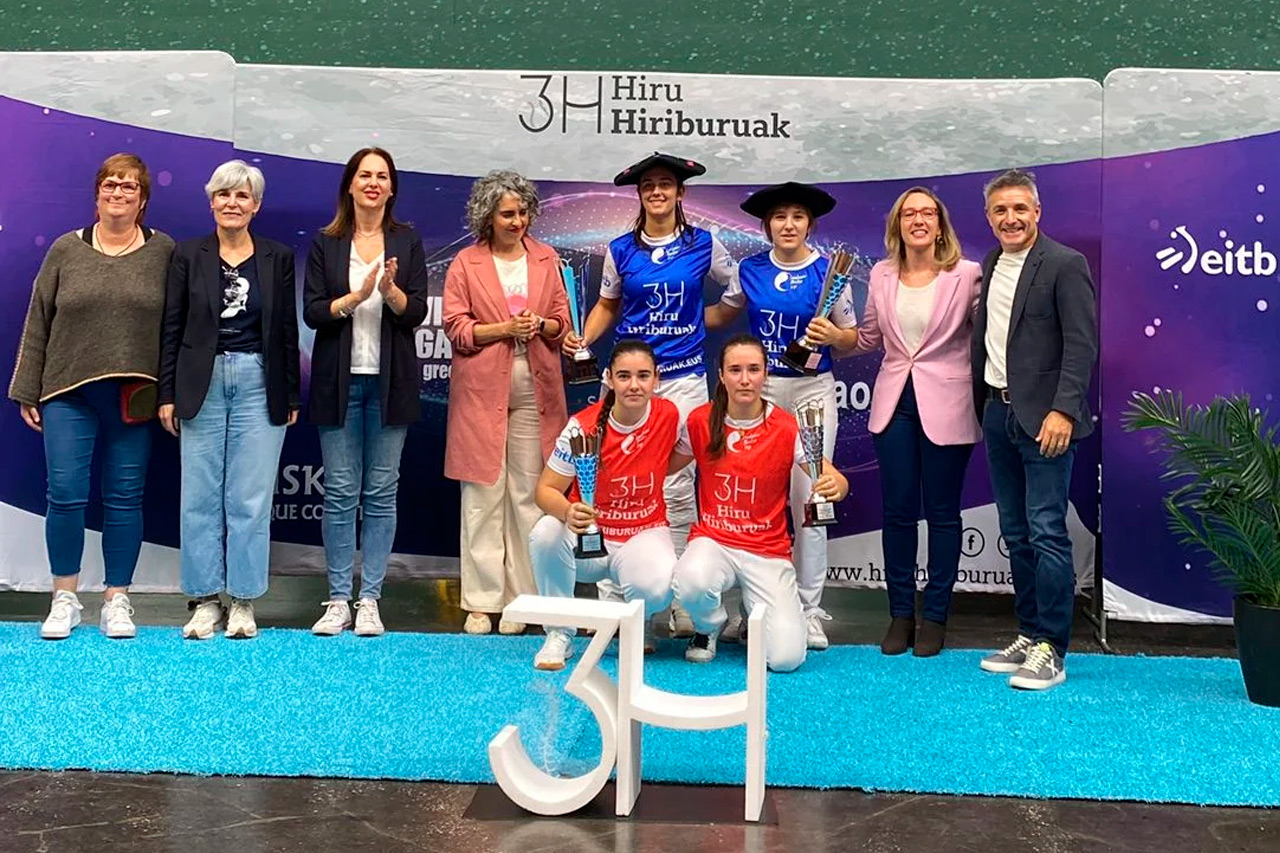 Zabaleta-Mendizabal se proclaman campeonas en una histórica final que deja pequeño al Ogueta