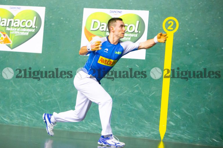 Zubizarreta suma el punto y Artola se lesiona