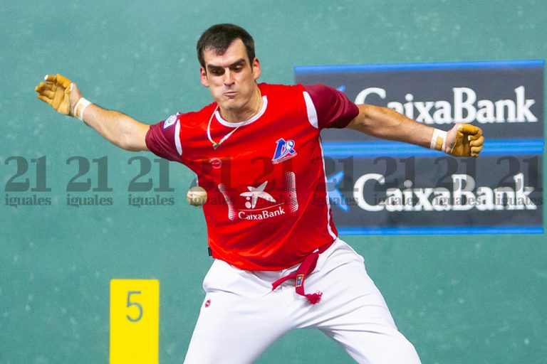 Ezkurdia y Rezusta siguen fuertes