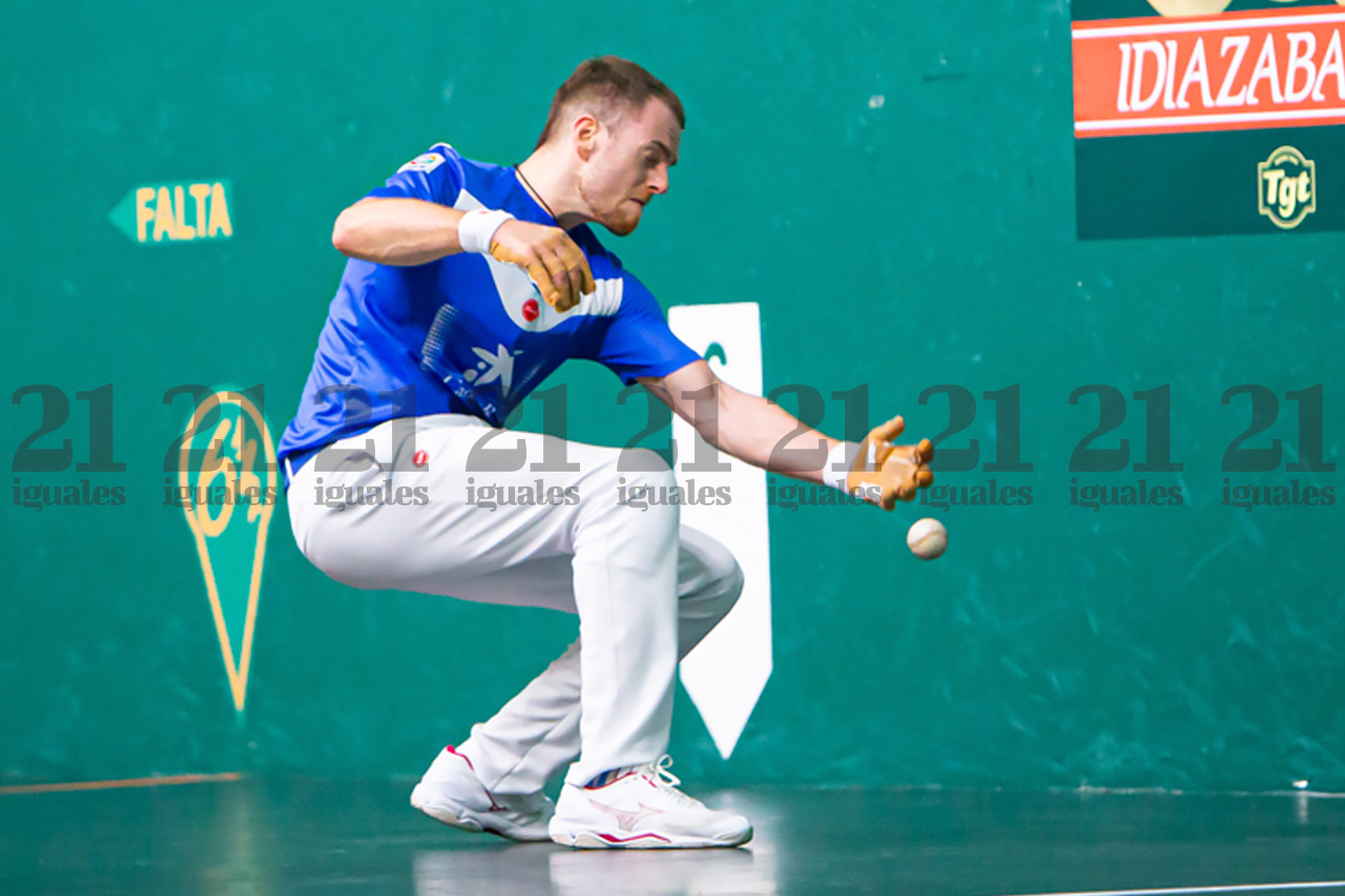 Remontada de Laso e Iztueta para sumar el punto