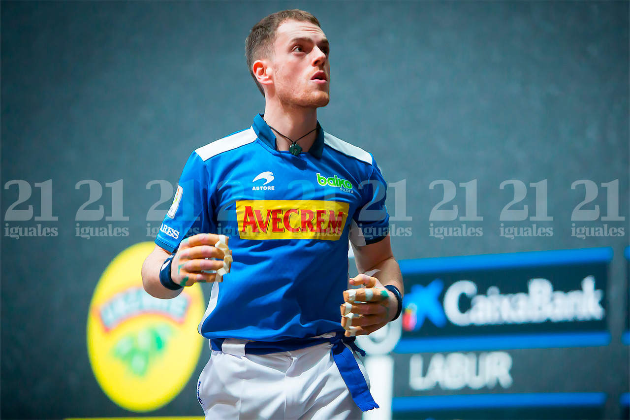 Laso e Iztueta acaban con los invictos de la liguilla