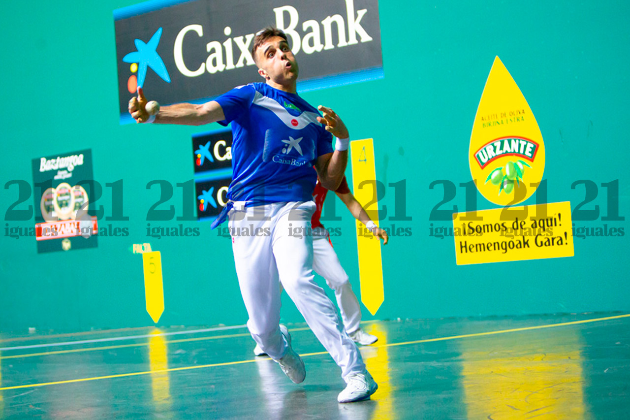 Peña II y Albisu hacen los deberes en un partido dominado por los errores