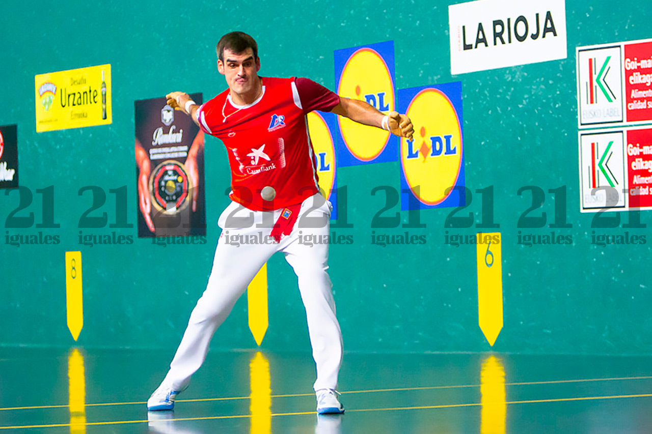 Ezkurdia y Rezusta se acercan a la final