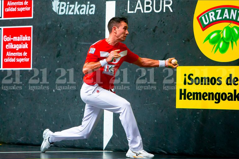 Mikel Urrutikoetxea anuncia su retirada de la pelota profesional