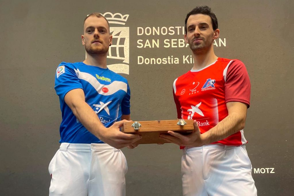 Altuna III y Laso buscan el primer billete para la final Manomanista