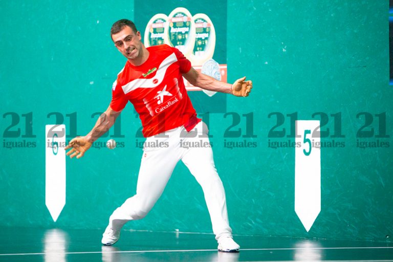 Agirre y Eskiroz mandan para sumar el punto con claridad