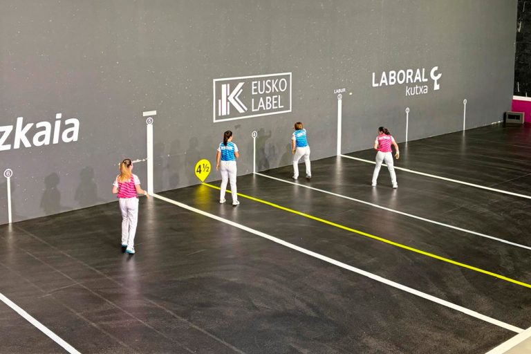 Zabaleta-Mendizabal y Amaia Aldai son las primeras finalistas del Plazandreak