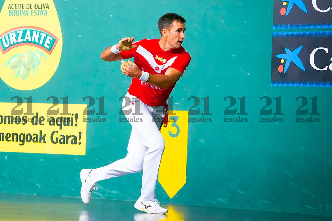 Urrutikoetxea y Albisu suman el primer punto de San Fermín