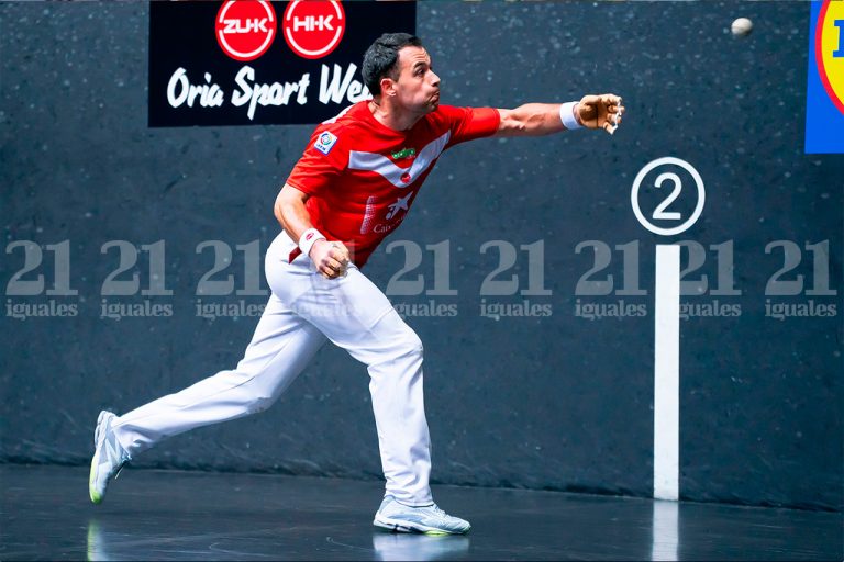 Jaka y Ugartemendia sufren para ser los primeros finalista del Serie B de San Fermín