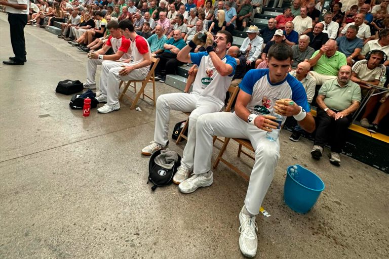 Lizeaga y Bernaola han tenido que trabajar mucho su primer triunfo