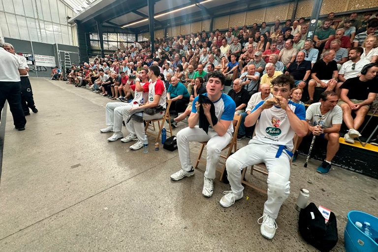 Primer punto de oro para Fernández y Sotil