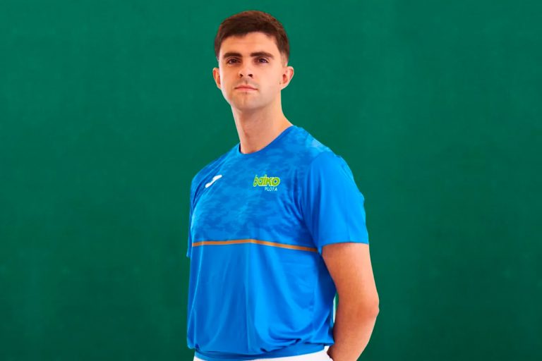 Aimar Morgaetxebarria pasa por el quirófano