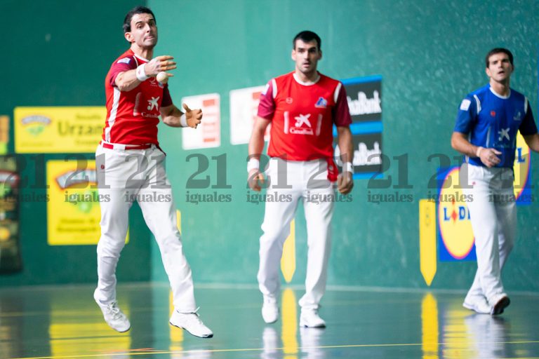 Altuna III y Ezkurdia se llevan el punto en el Astelena