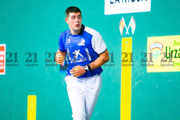 Tolosa se despide de la pelota tras 12 años en Aspe